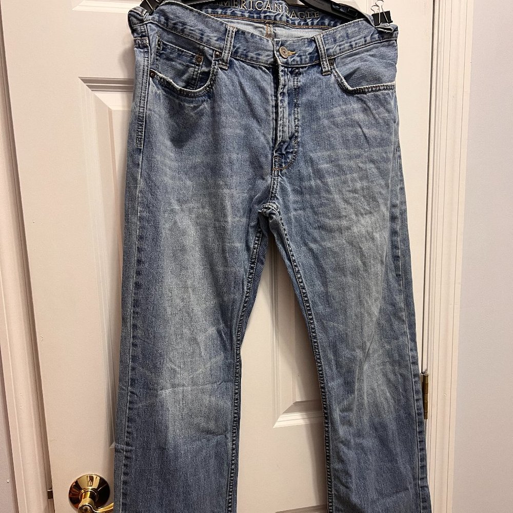 American Eagle 33X32 boot cut low rise jeans